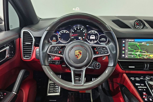 2022 Porsche Cayenne с пробегом 25 785 км