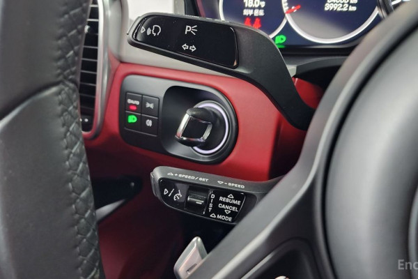 2023 Porsche Cayenne с пробегом 34 000 км