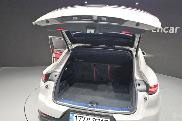 2022 Porsche Cayenne с пробегом 45 884 км