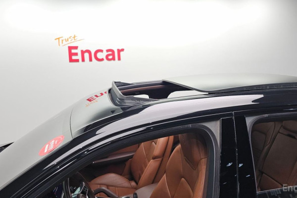 2023 Porsche Cayenne с пробегом 63 301 км