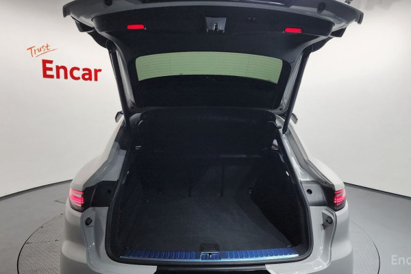 2023 Porsche Cayenne с пробегом 34 000 км