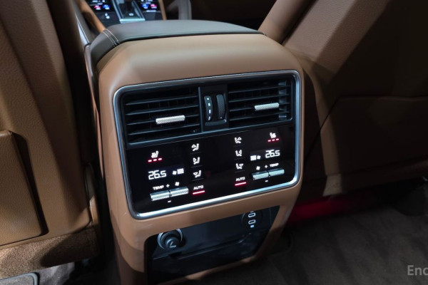 2022 Porsche Cayenne с пробегом 57 852 км