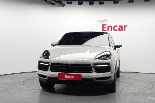 2022 Porsche Cayenne с пробегом 10 608 км