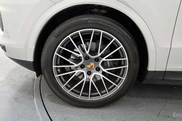 2022 Porsche Cayenne с пробегом 10 608 км