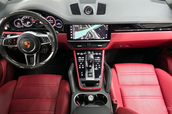 2022 Porsche Cayenne с пробегом 10 608 км