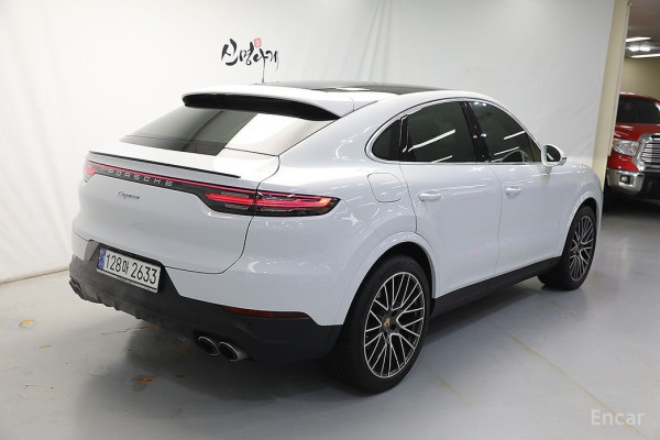 2023 Porsche Cayenne с пробегом 25 640 км