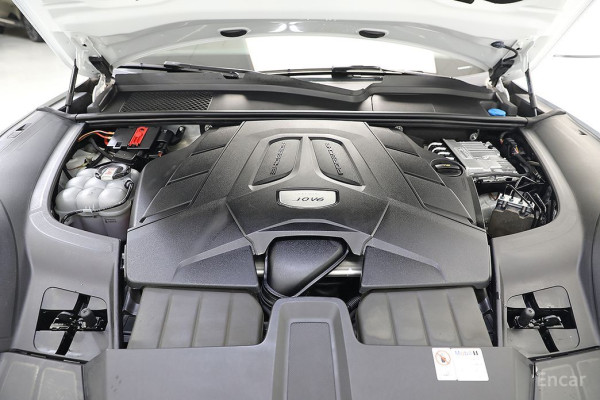 2023 Porsche Cayenne с пробегом 25 640 км