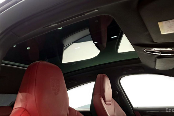 2022 Porsche Cayenne с пробегом 10 608 км