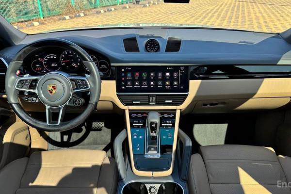 2022 Porsche Cayenne с пробегом 45 000 км