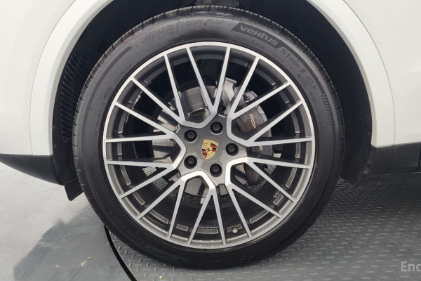 2021 Porsche Cayenne с пробегом 64 422 км