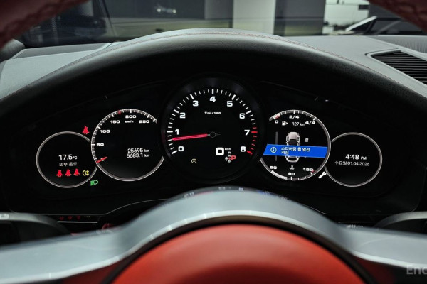 2023 Porsche Cayenne с пробегом 25 695 км