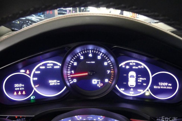 2023 Porsche Cayenne с пробегом 30 700 км