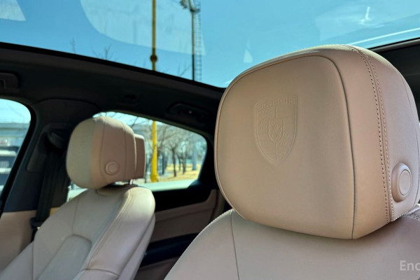 2022 Porsche Cayenne с пробегом 45 000 км
