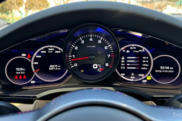 2022 Porsche Cayenne с пробегом 45 000 км