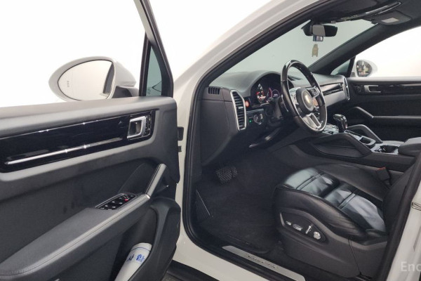 2021 Porsche Cayenne с пробегом 64 422 км
