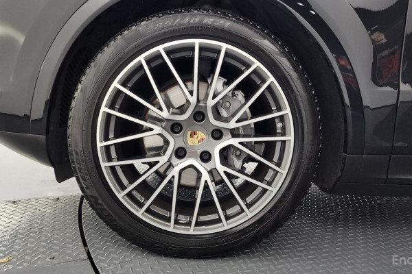 2022 Porsche Cayenne с пробегом 59 921 км