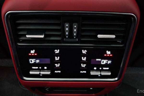 2023 Porsche Cayenne с пробегом 37 092 км