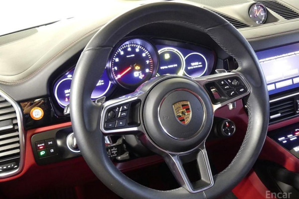 2023 Porsche Cayenne с пробегом 30 700 км
