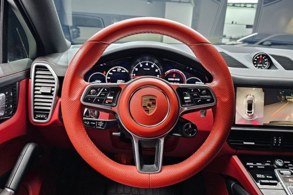 2023 Porsche Cayenne с пробегом 25 695 км
