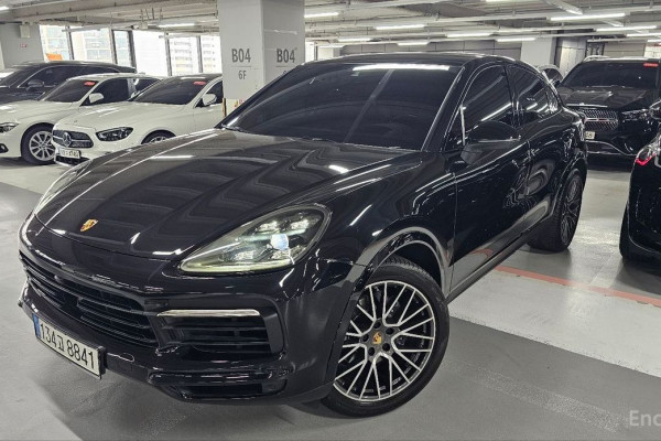 2022 Porsche Cayenne с пробегом 33 261 км