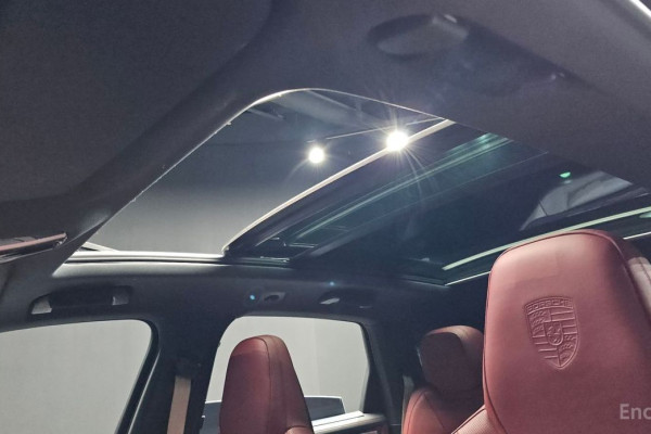 2023 Porsche Cayenne с пробегом 37 092 км