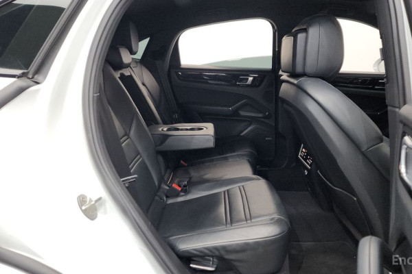 2021 Porsche Cayenne с пробегом 64 422 км