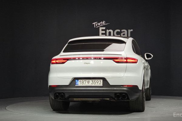 2021 Porsche Cayenne с пробегом 66 474 км