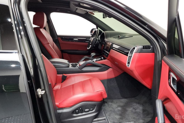 2022 Porsche Cayenne с пробегом 59 921 км