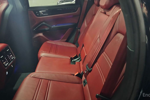 2022 Porsche Cayenne с пробегом 33 261 км