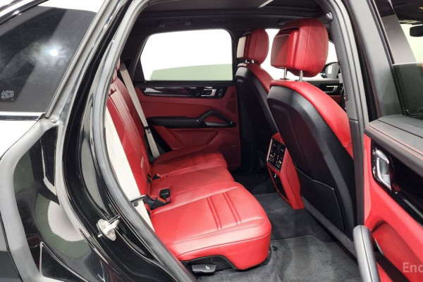 2022 Porsche Cayenne с пробегом 59 921 км