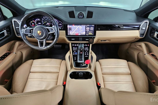 2021 Porsche Cayenne с пробегом 66 474 км