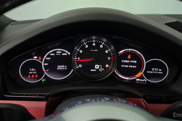 2022 Porsche Cayenne с пробегом 56 045 км