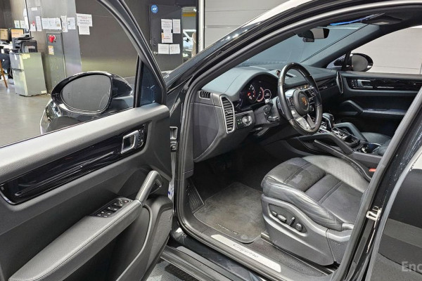 2022 Porsche Cayenne с пробегом 91 509 км