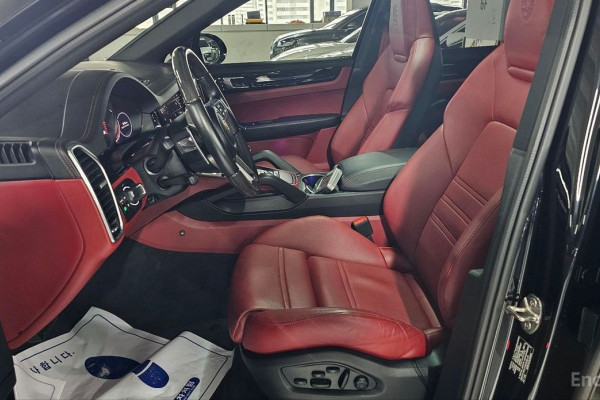 2022 Porsche Cayenne с пробегом 33 261 км