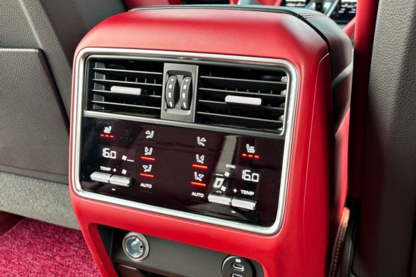 2023 Porsche Cayenne с пробегом 38 900 км