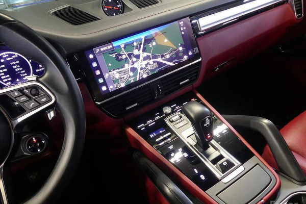 2023 Porsche Cayenne с пробегом 31 000 км