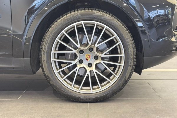 2023 Porsche Cayenne с пробегом 44 711 км