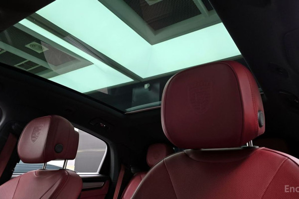 2022 Porsche Cayenne с пробегом 56 045 км