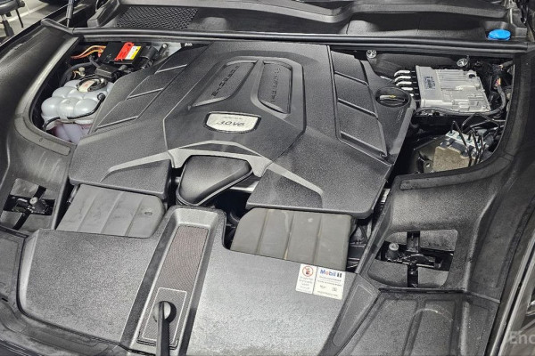 2022 Porsche Cayenne с пробегом 33 261 км