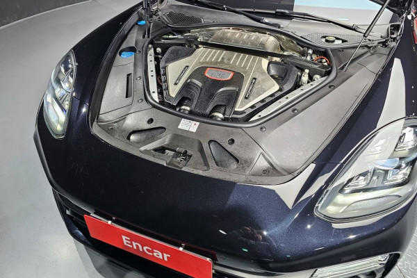 2021 Porsche Panamera с пробегом 51 315 км