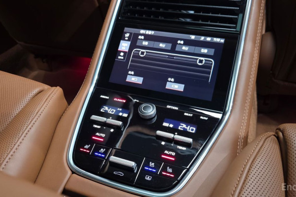 2023 Porsche Panamera с пробегом 48 128 км