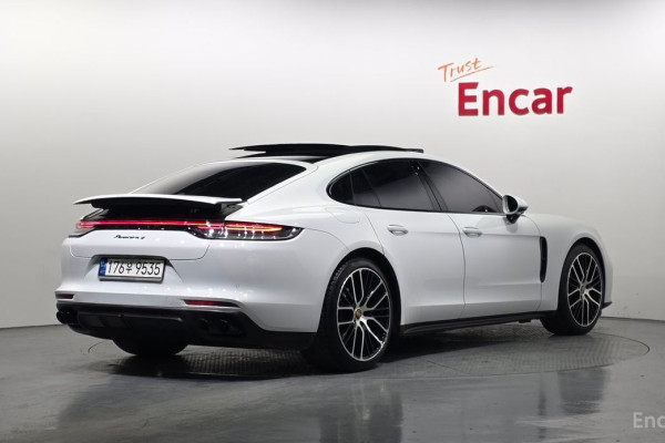 2023 Porsche Panamera с пробегом 79 126 км