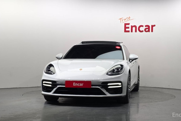 2023 Porsche Panamera с пробегом 79 126 км