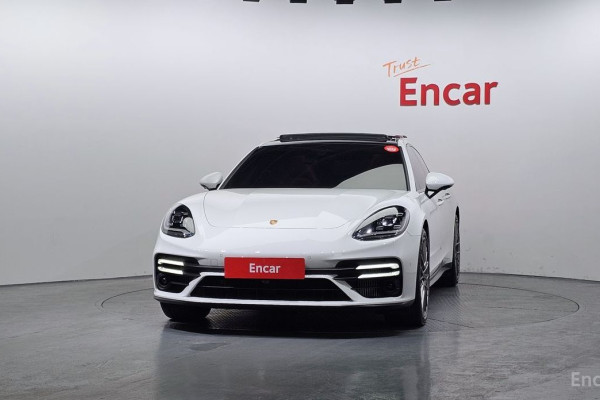 2022 Porsche Panamera с пробегом 35 094 км
