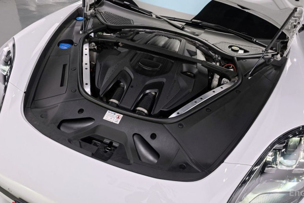 2023 Porsche Panamera с пробегом 79 126 км