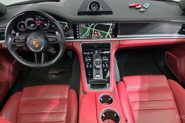 2023 Porsche Panamera с пробегом 79 126 км