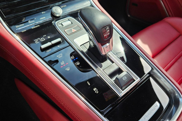 2022 Porsche Panamera с пробегом 33 500 км