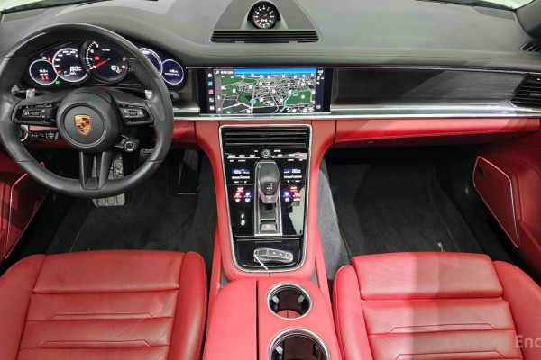 2022 Porsche Panamera с пробегом 35 094 км