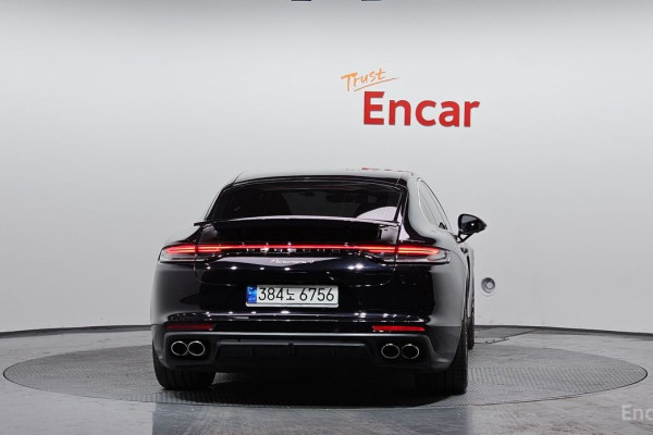 2021 Porsche Panamera с пробегом 32 932 км