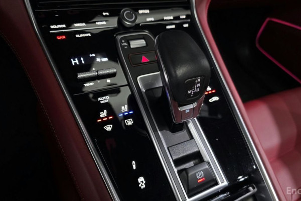 2023 Porsche Panamera с пробегом 79 126 км